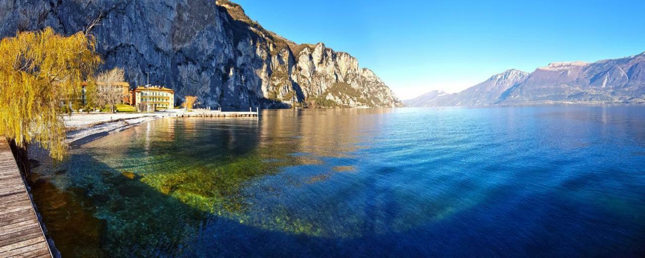 Ferienwohnung Campione Splendid View By Gardadomusmea Campione del Garda Exterior foto